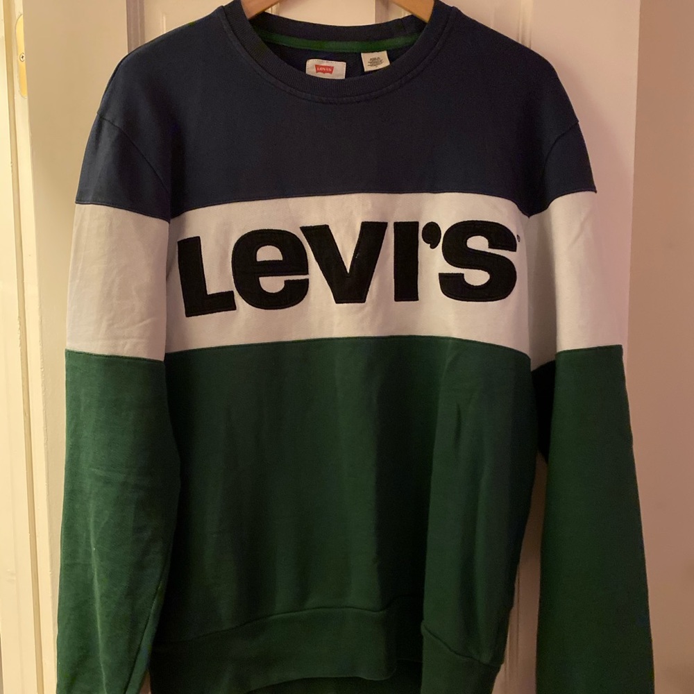 Levi’s sweater